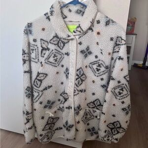 Playing For Keeps Women's Patterned Sherpa Jacket